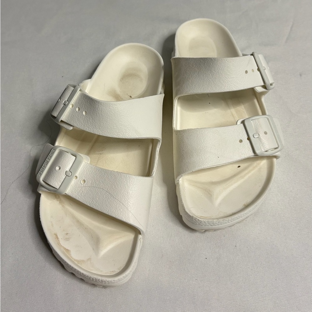 Womens size 38 Birkenstock sandals, #L1135